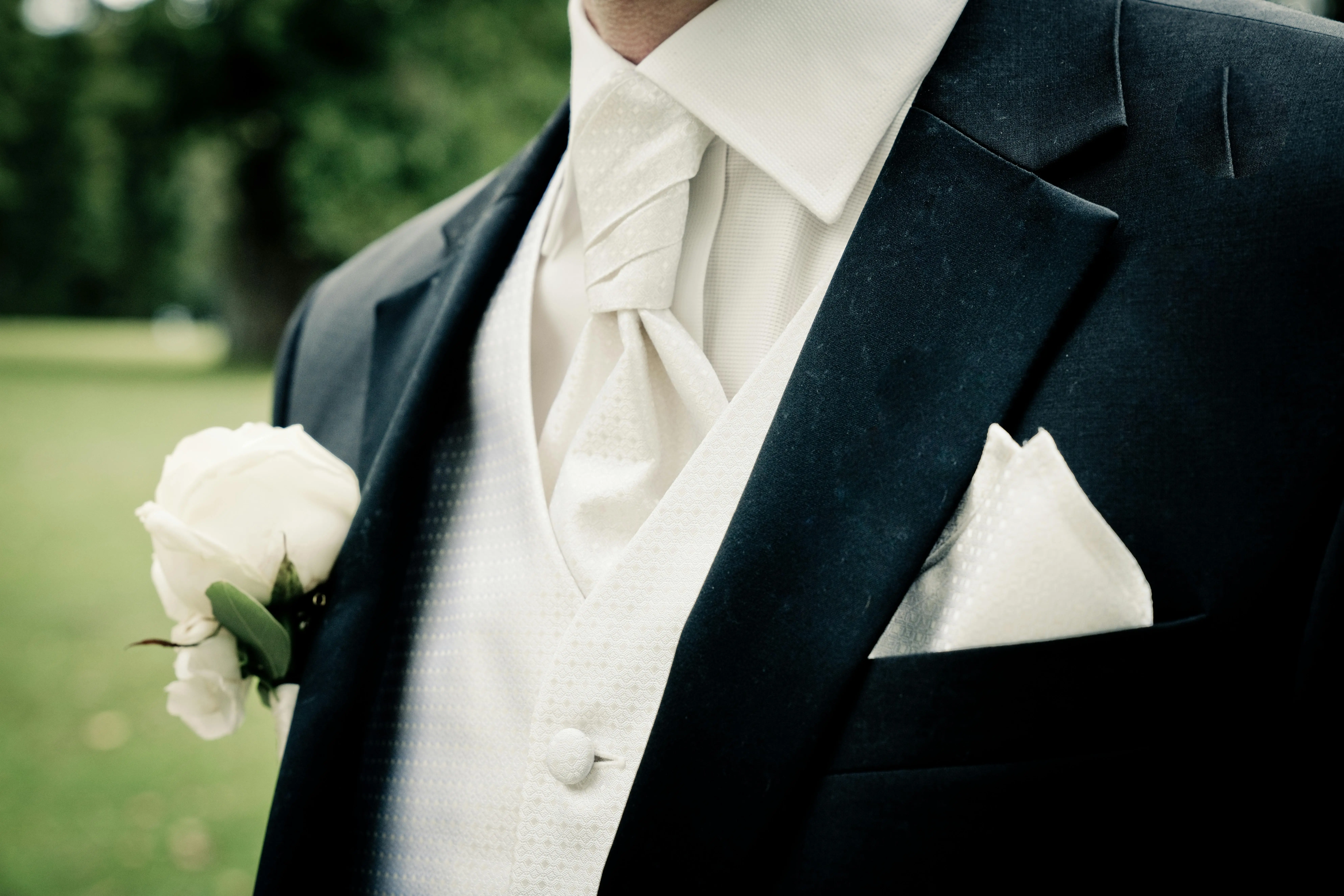 Selecting The Ideal Wedding Attire
